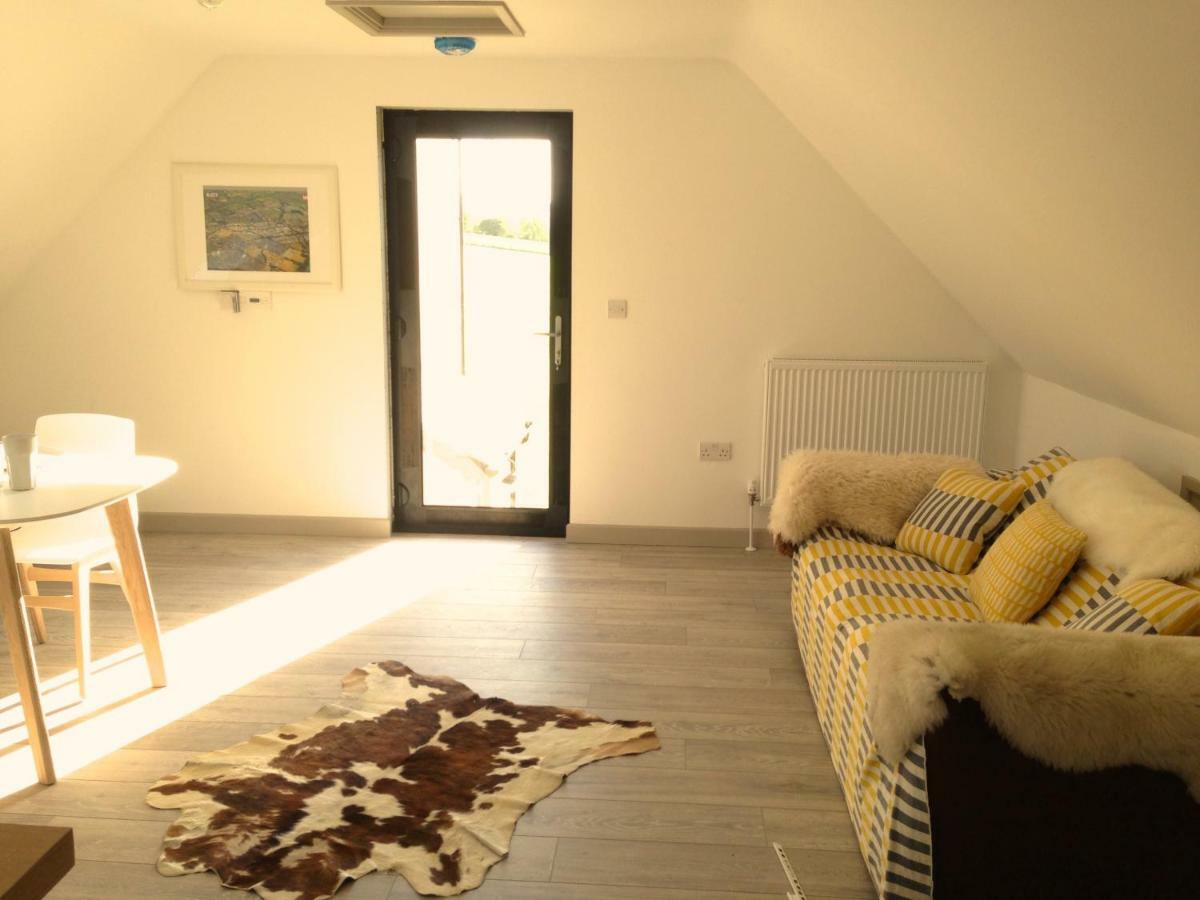 Ferienwohnung The Loft Pilton Exterior foto